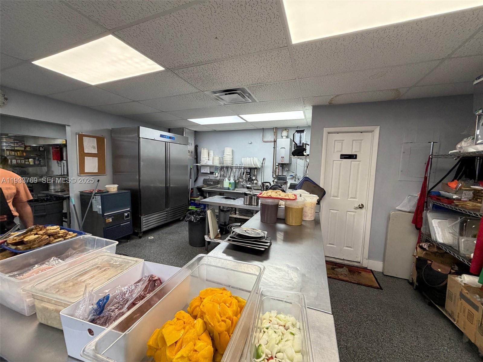   /   sq. ft. $ 2025-12-20 0 Photo