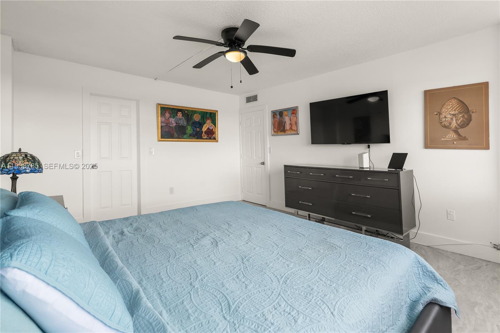 1226W 2 / 2 1140 sq. ft. $ 2026-02-25 0 foto