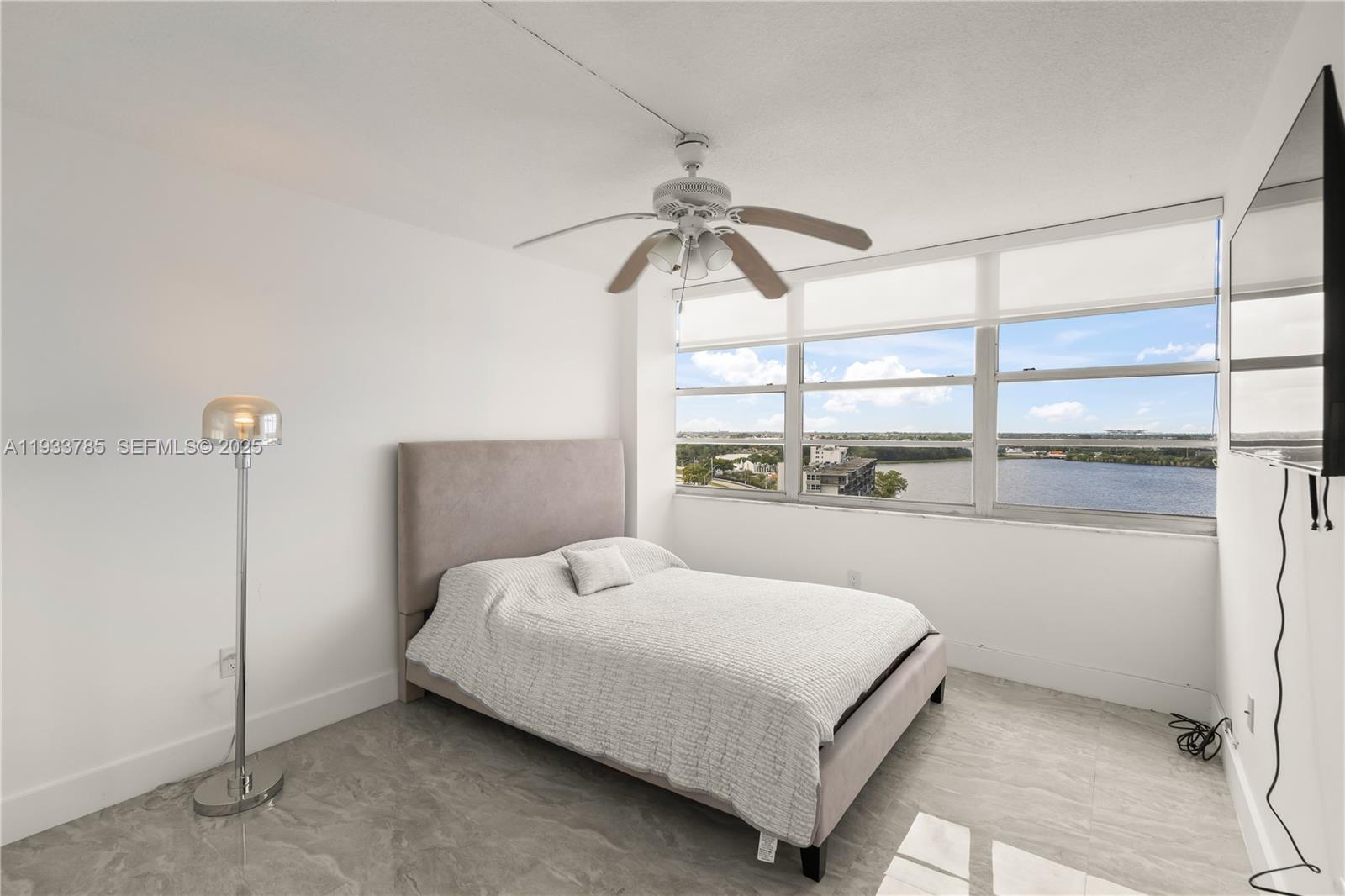 1226W 2 / 2 1140 sq. ft. $ 2026-02-25 0 foto