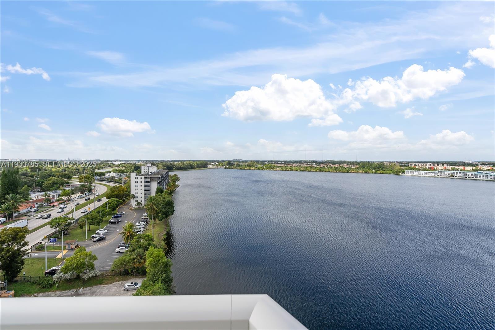 1226W 2 / 2 1140 sq. ft. $ 2026-02-25 0 foto