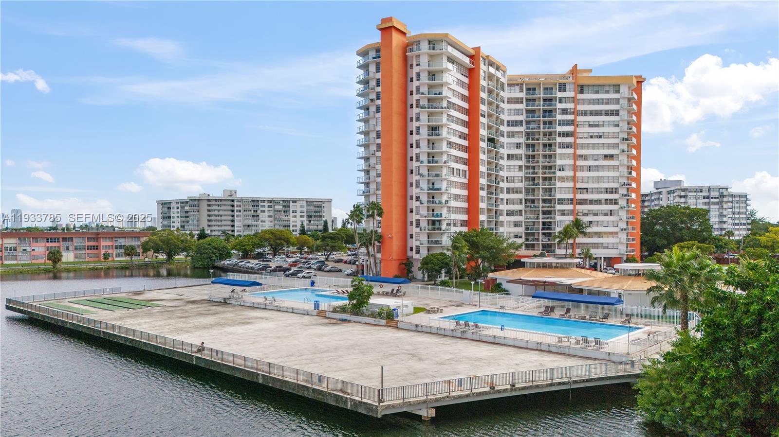 1226W 2 / 2 1140 sq. ft. $ 2026-02-25 0 foto