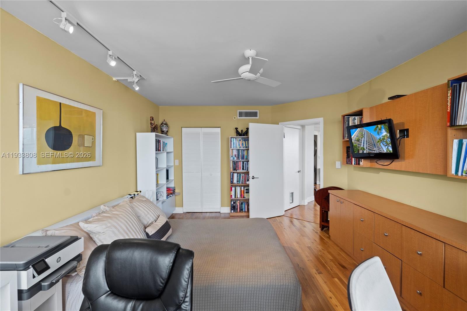 Photo of 3598 Yacht Club Dr #1003, Aventura, Florida, 33180 -