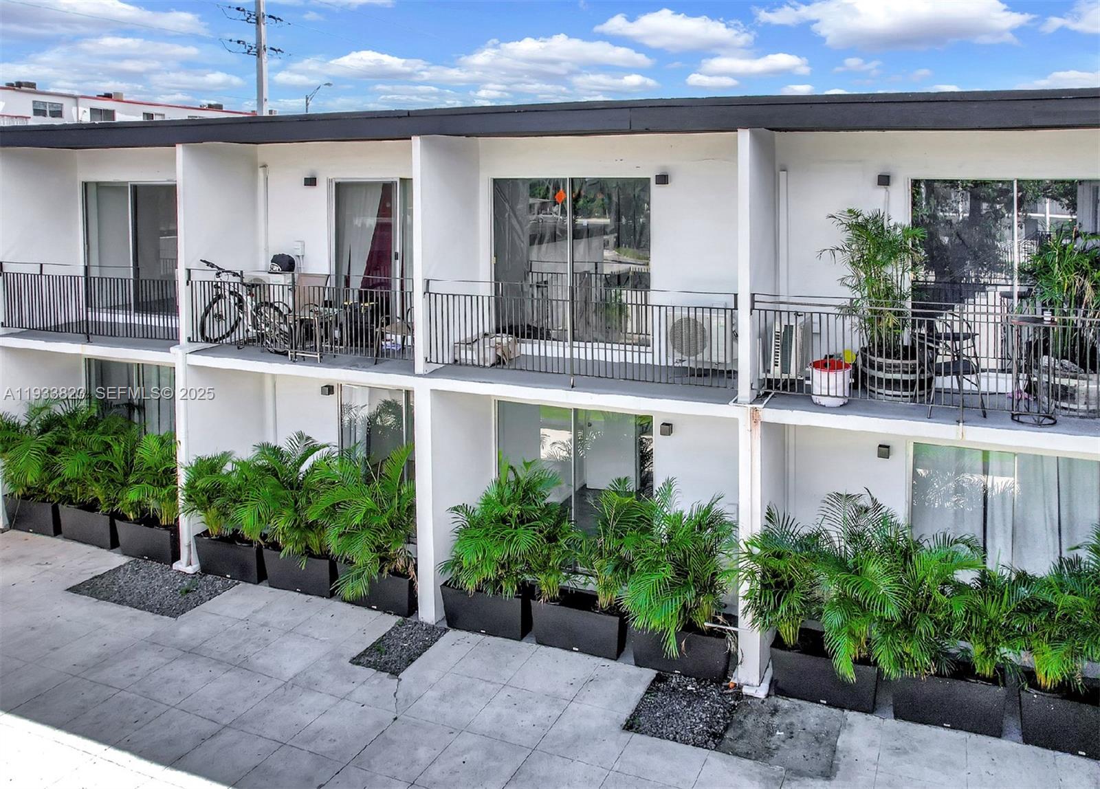   /   sq. ft. $ 2025-12-20 0 Photo