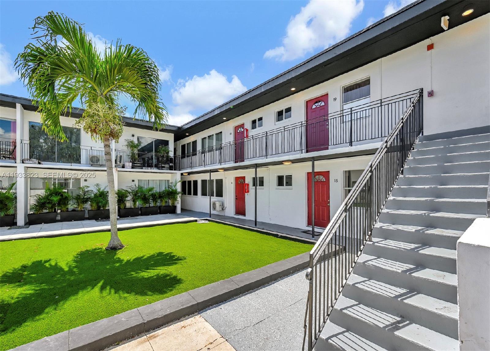   /   sq. ft. $ 2025-12-20 0 Photo