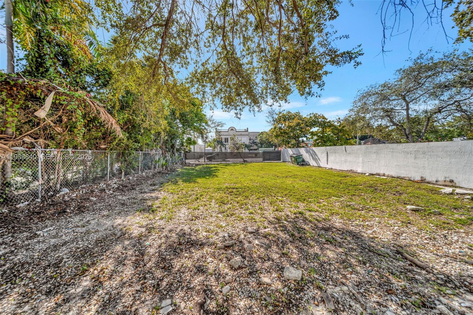   /   sq. ft. $ 2025-12-20 0 Photo