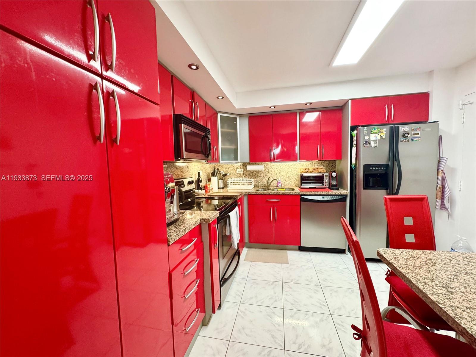 See details 1912 2 / 2 1087 sq. ft. $ 2025-12-21 0 Photo