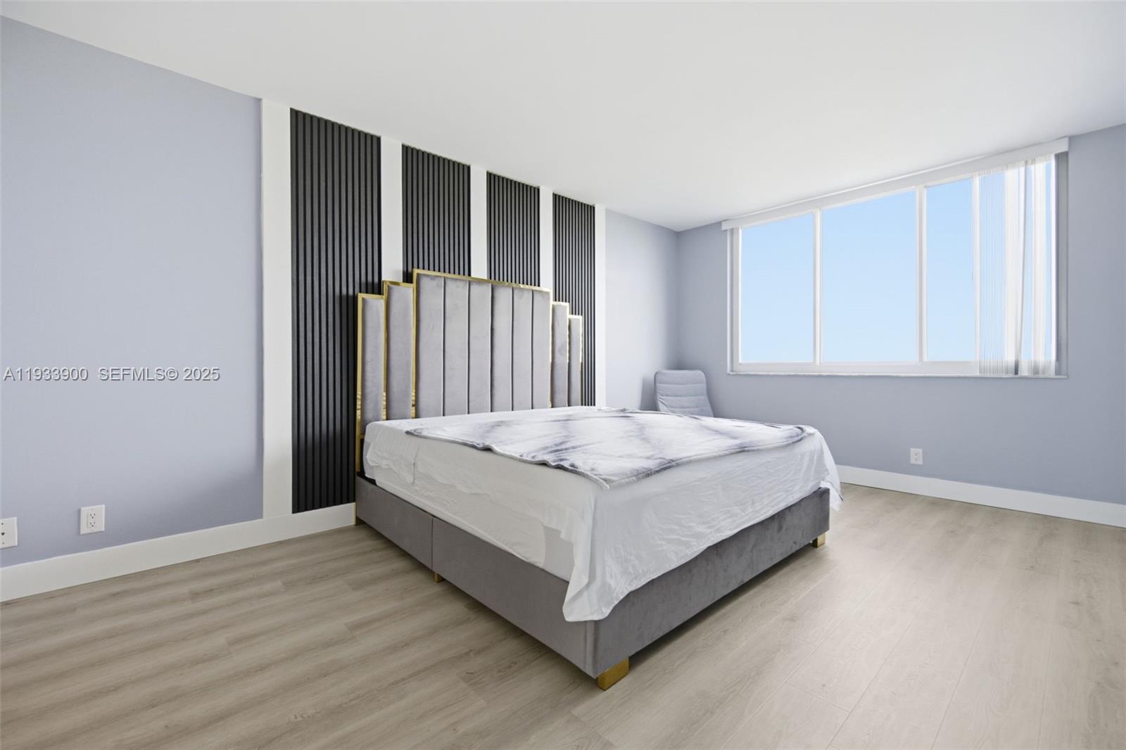 802 2 / 2 1132 sq. ft. $ 2025-12-21 0 foto