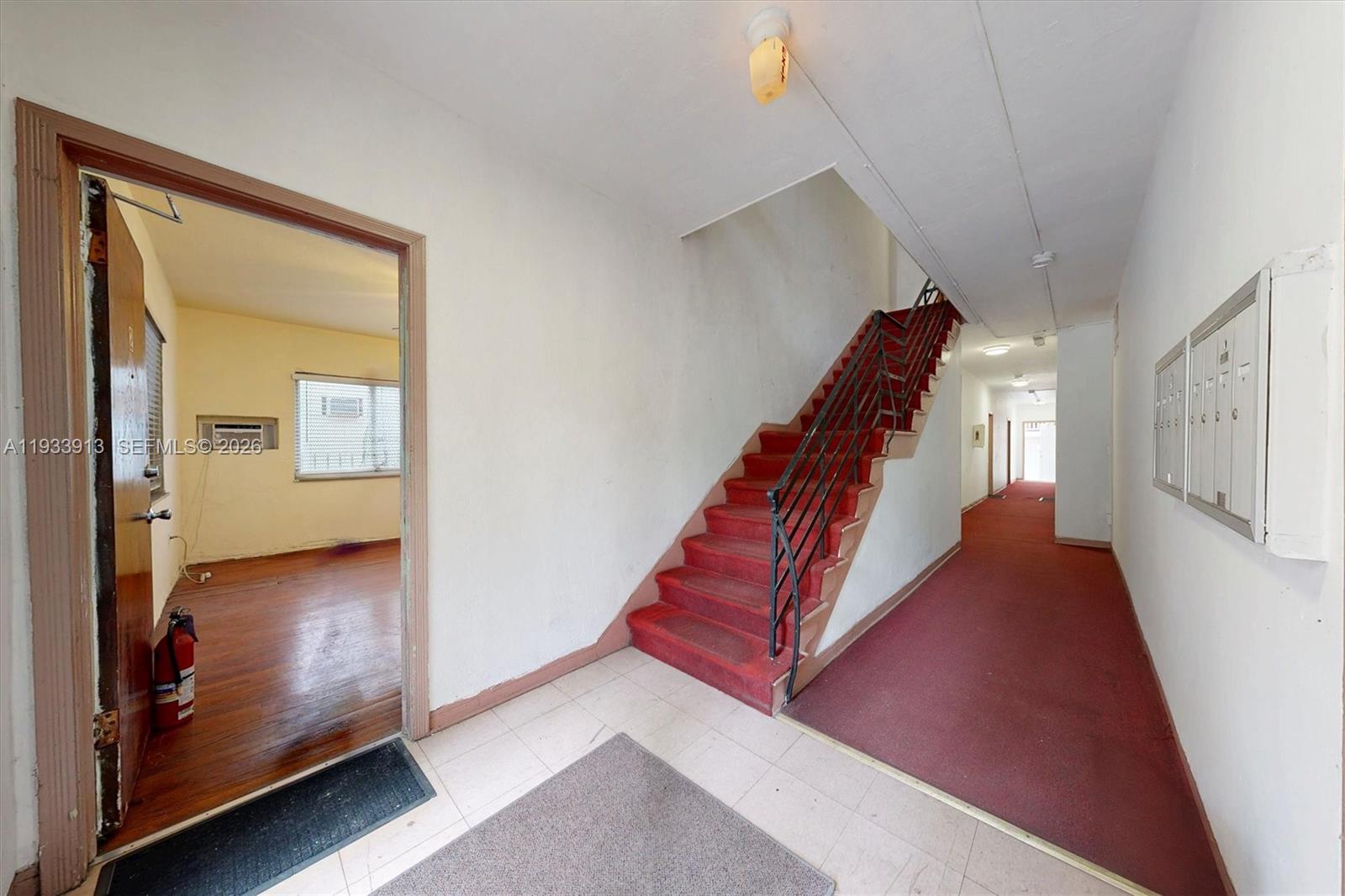   /   sq. ft. $ 2025-12-21 0 foto