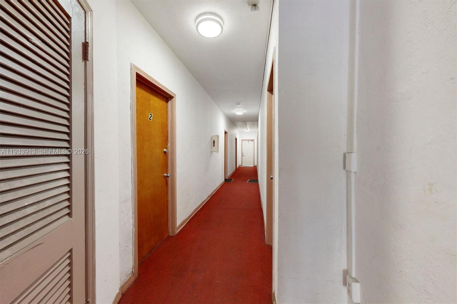   /   sq. ft. $ 2025-12-21 0 foto