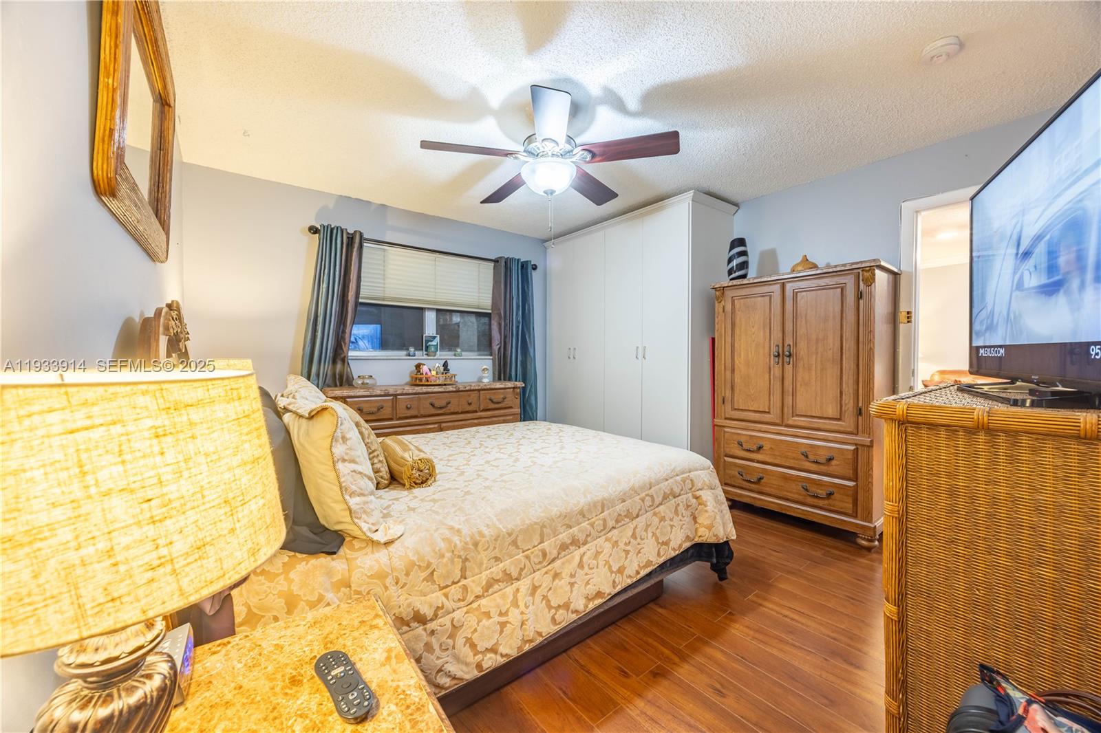 Ver detalles 309 2 / 2 850 sq. ft. $ 2026-05-28 0 foto