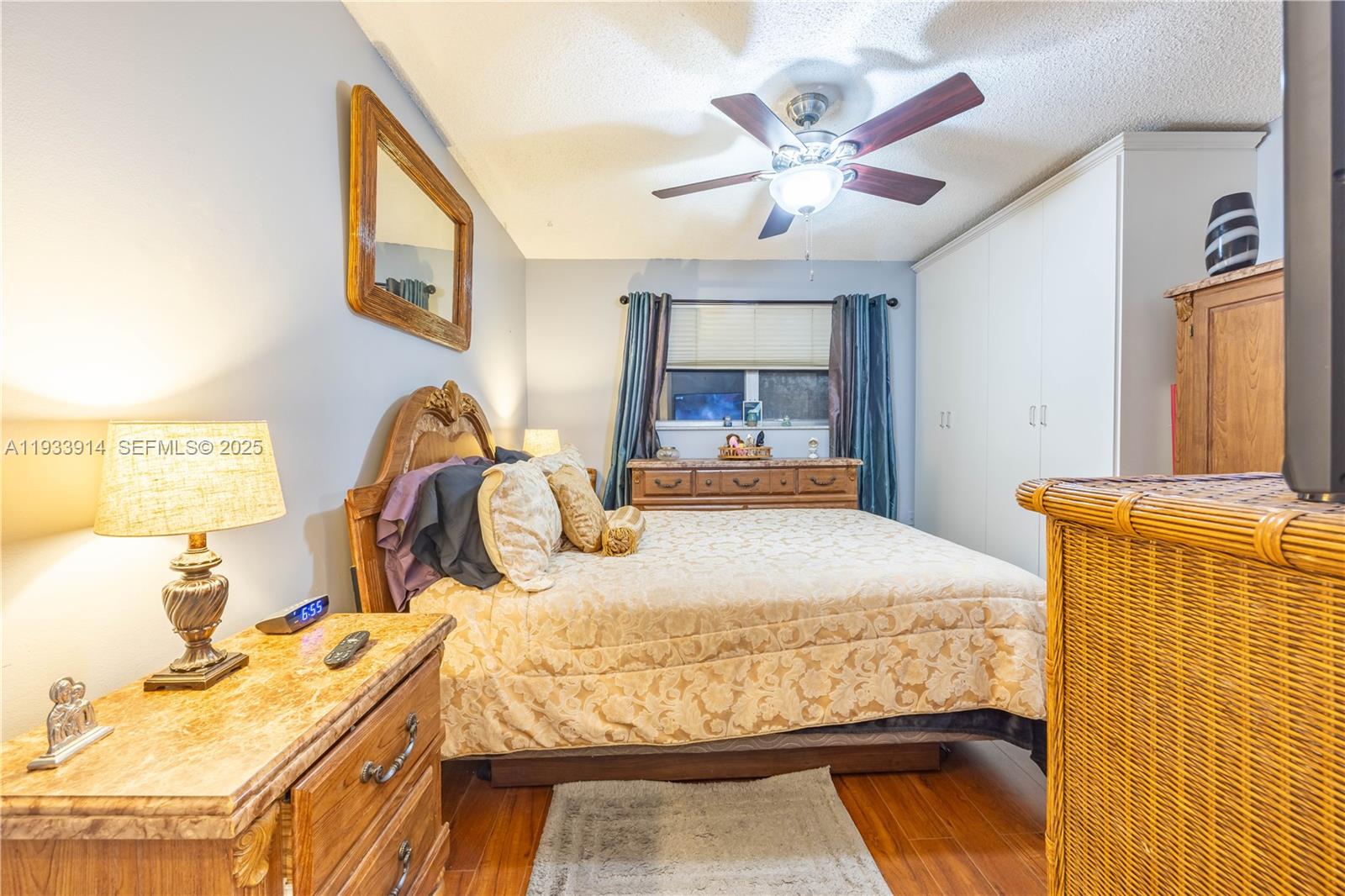 Ver detalles 309 2 / 2 850 sq. ft. $ 2026-05-28 0 foto
