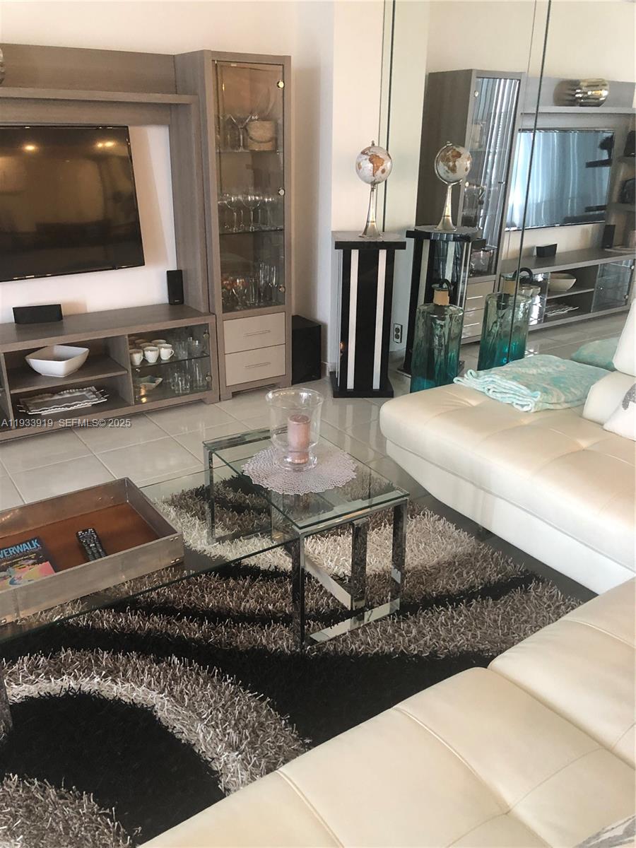 Photo of 2030 Ocean Dr  #1826, Hallandale Beach, Florida, 33009 - 