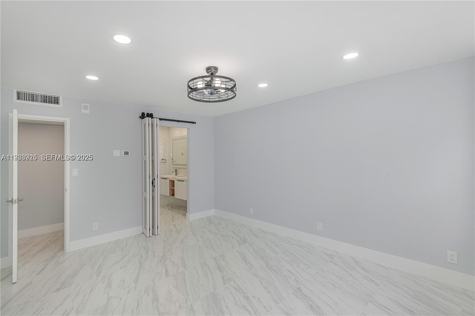 Photo of 3180 Ocean Dr  #706, Hallandale Beach, Florida, 33009 - 