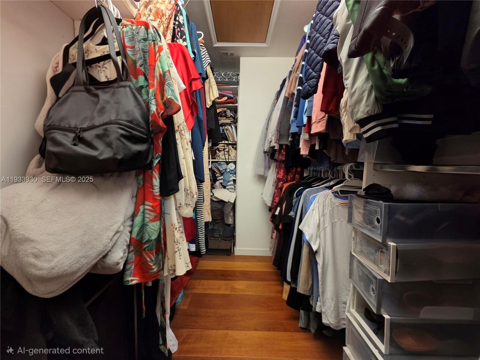 9329 4 / 3 2060 sq. ft. $ 2025-12-21 0 Photo