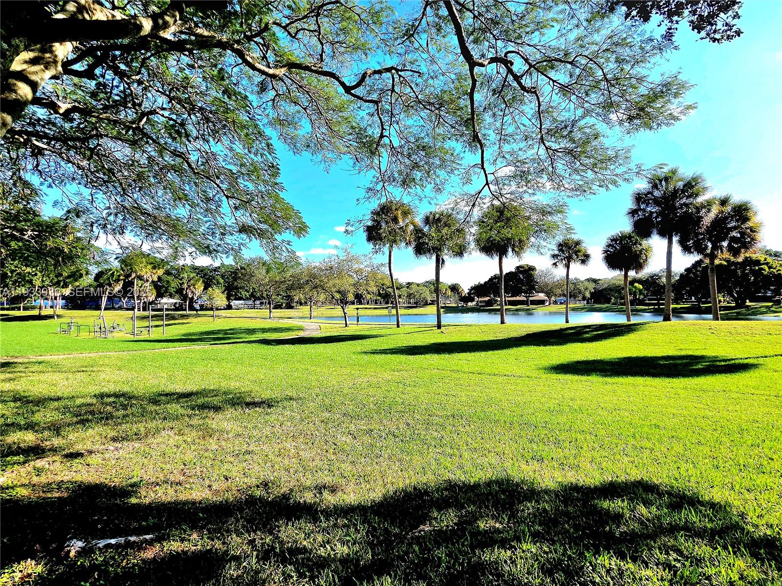 9329 4 / 3 2060 sq. ft. $ 2025-12-21 0 Photo