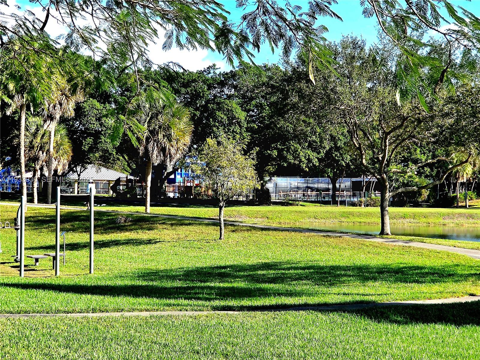 9329 4 / 3 2060 sq. ft. $ 2025-12-21 0 Photo