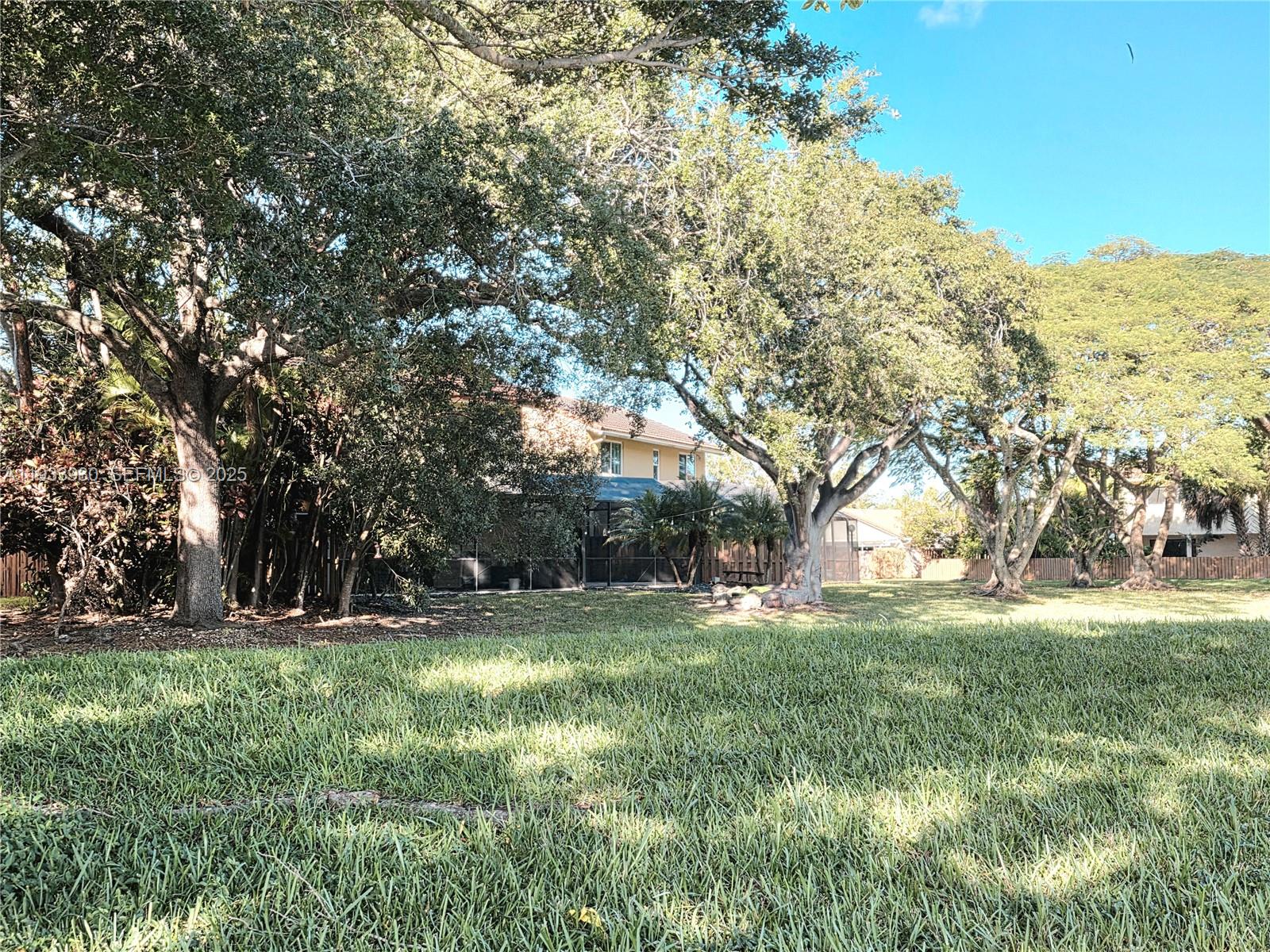 9329 4 / 3 2060 sq. ft. $ 2025-12-21 0 Photo