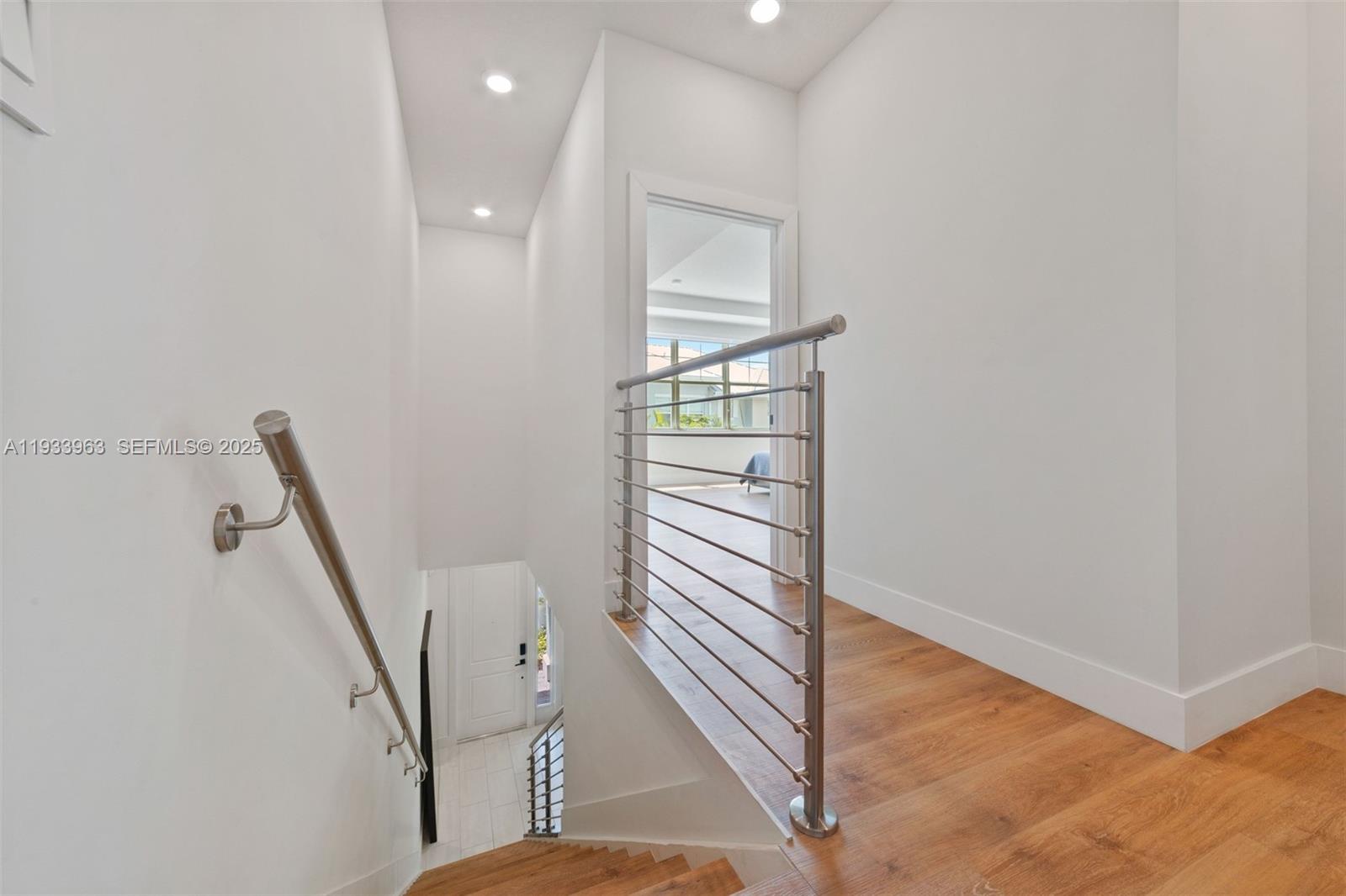 5180 3 / 3 1421 кв.футов $ 2025-12-21 0 Фото