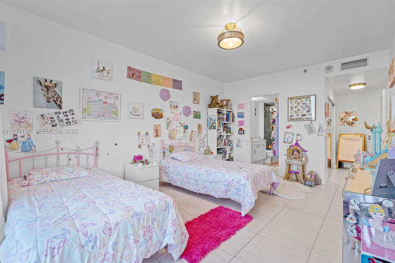 Photo of 3801 207th St  #603, Aventura, Florida, 33180 - 