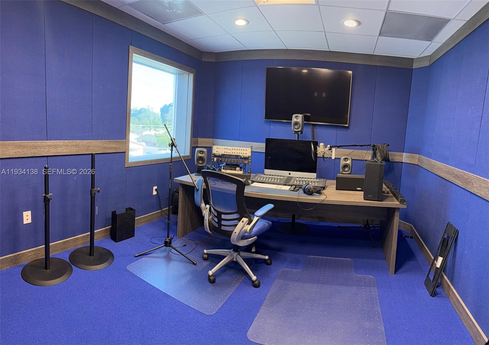 See details / sq. ft. $ 2026-03-23 0 Photo