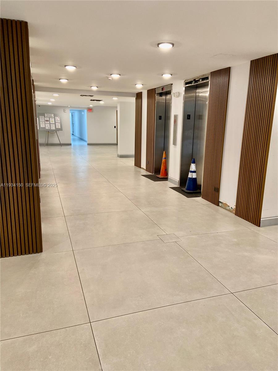 See details 819 2 / 2 1525 sq. ft. $ 2025-12-22 0 Photo