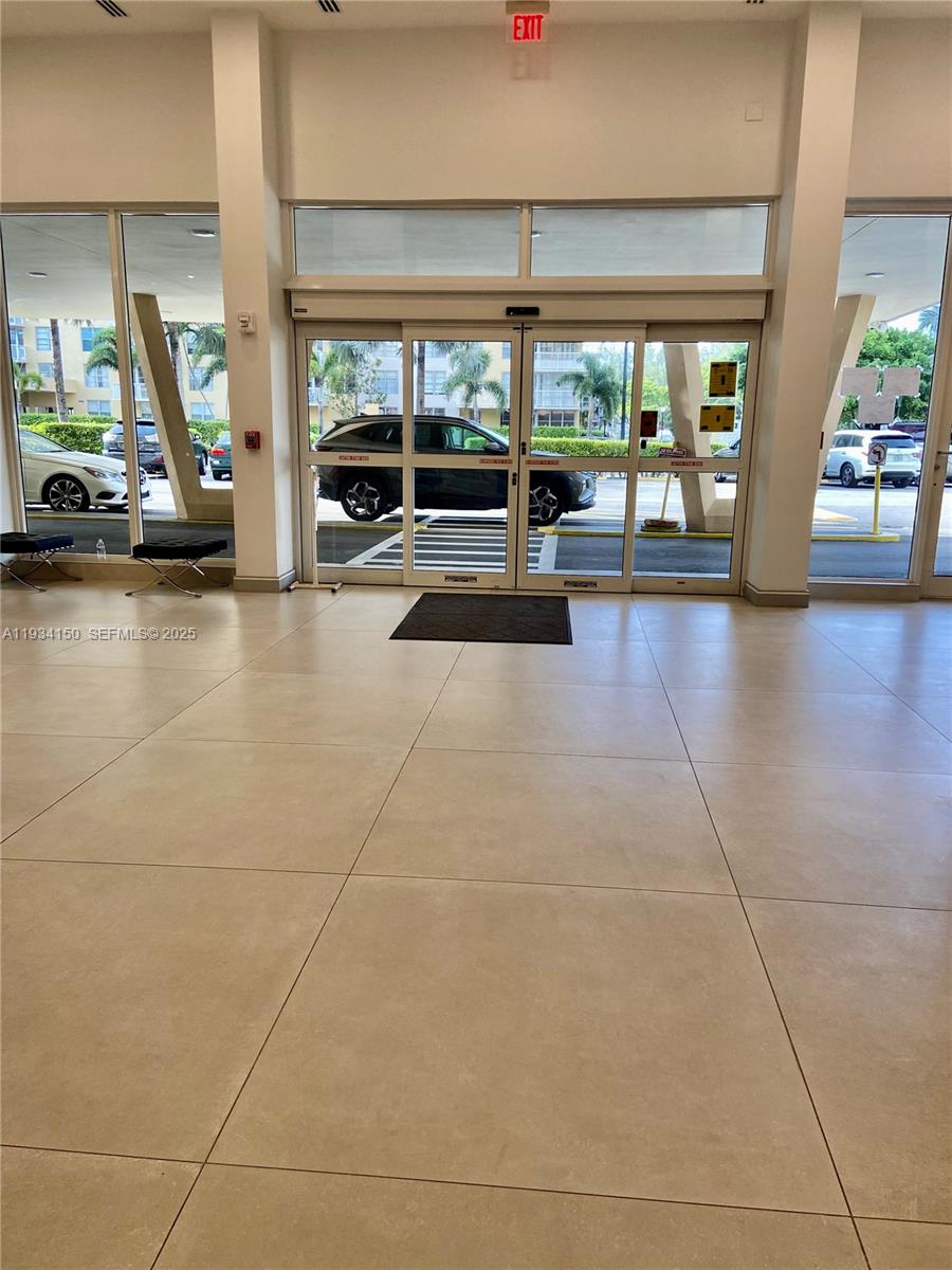 See details 819 2 / 2 1525 sq. ft. $ 2025-12-22 0 Photo