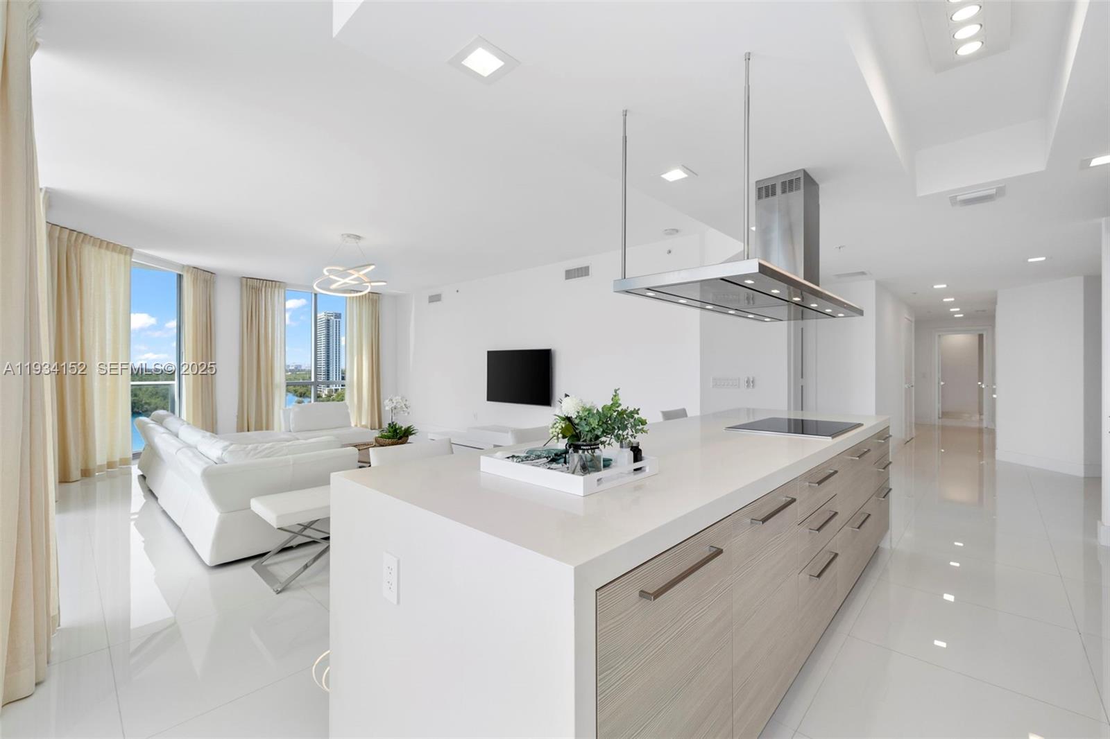 Photo of 17111 Biscayne Blvd  #1110, North Miami Beach, Florida, 33160 - 