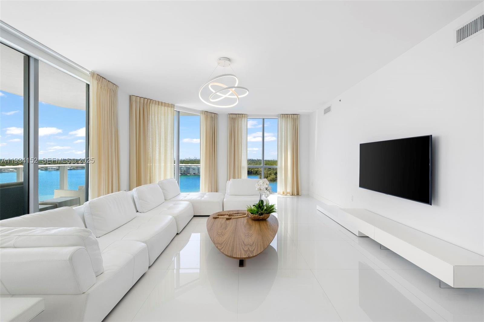 Photo of 17111 Biscayne Blvd  #1110, North Miami Beach, Florida, 33160 - 