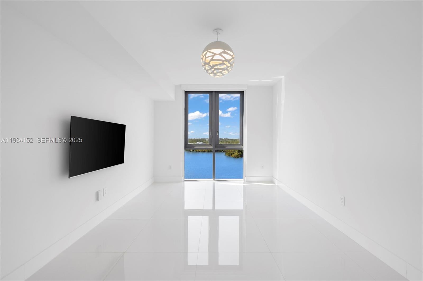 Photo of 17111 Biscayne Blvd  #1110, North Miami Beach, Florida, 33160 - 