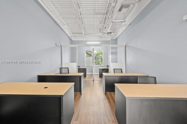 Подробнее 6-208 / кв.футов $ 2025-12-22 0 Фото