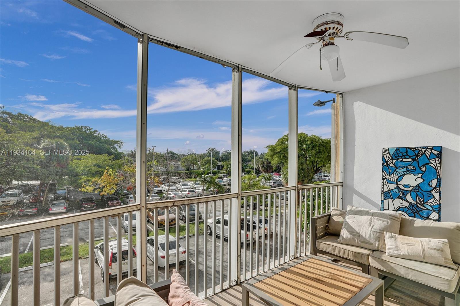 304-2 2 / 2 1036 sq. ft. $ 2025-12-22 0 Photo