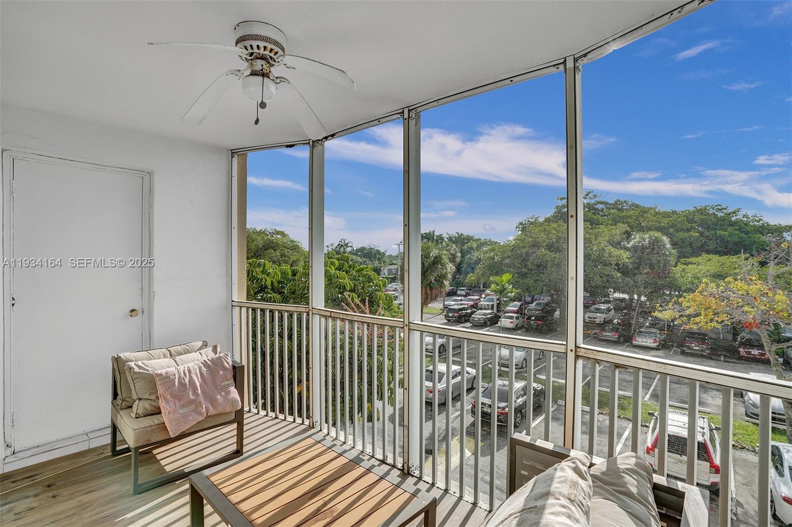 304-2 2 / 2 1036 sq. ft. $ 2025-12-22 0 Photo