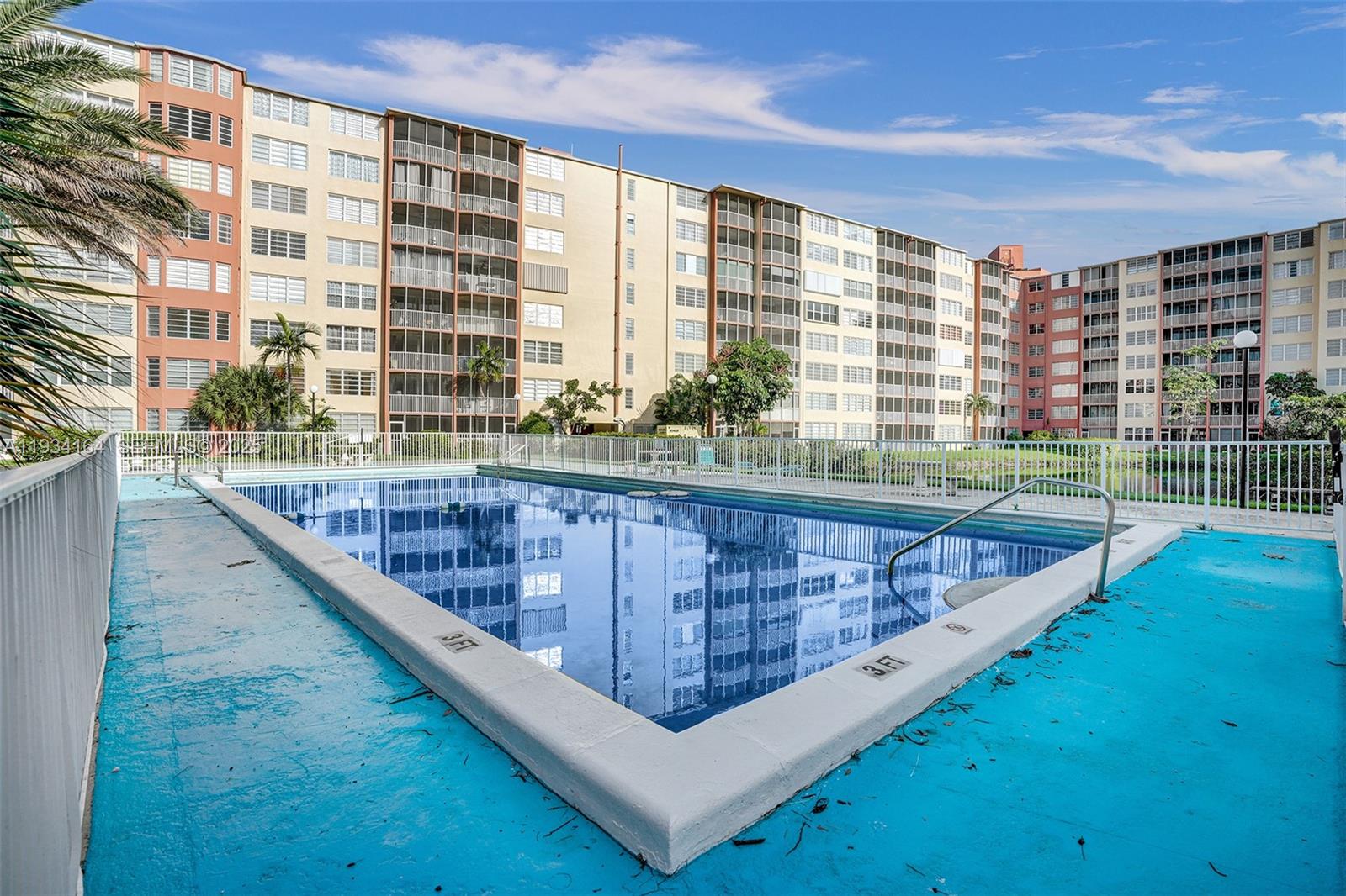 304-2 2 / 2 1036 sq. ft. $ 2025-12-22 0 Photo