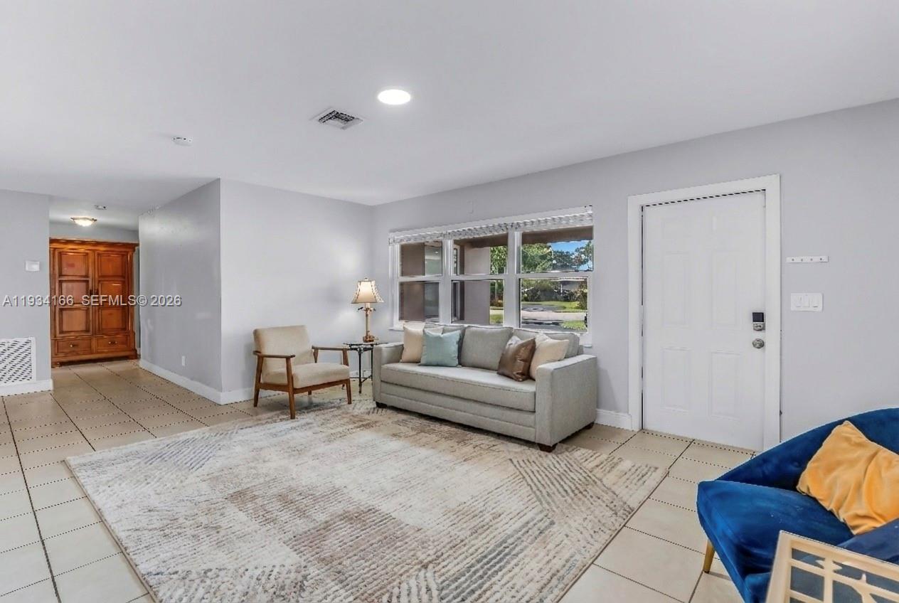 312 4 / 2 1739 sq. ft. $ 2026-04-15 0 Photo