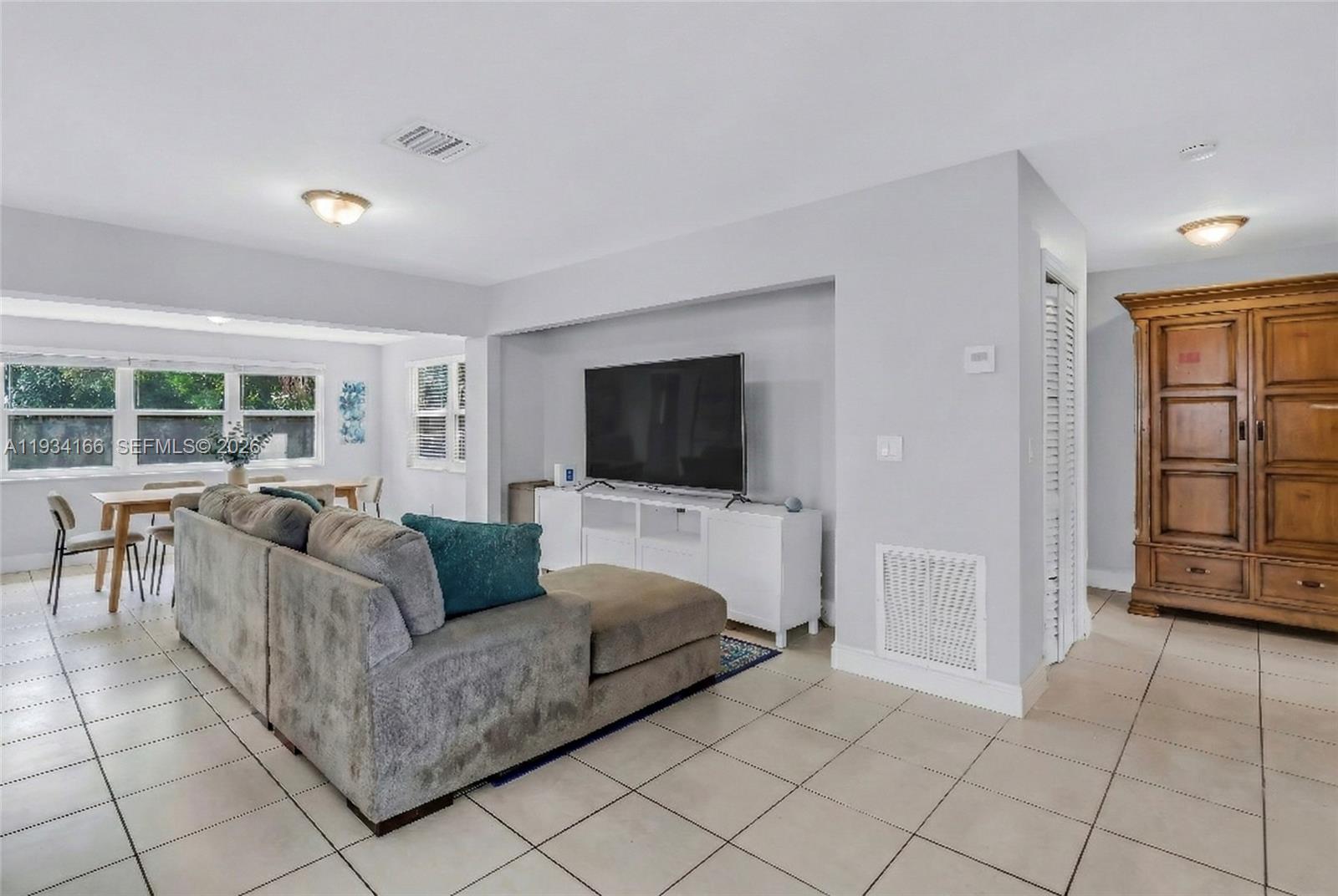 312 4 / 2 1739 sq. ft. $ 2026-04-15 0 Photo