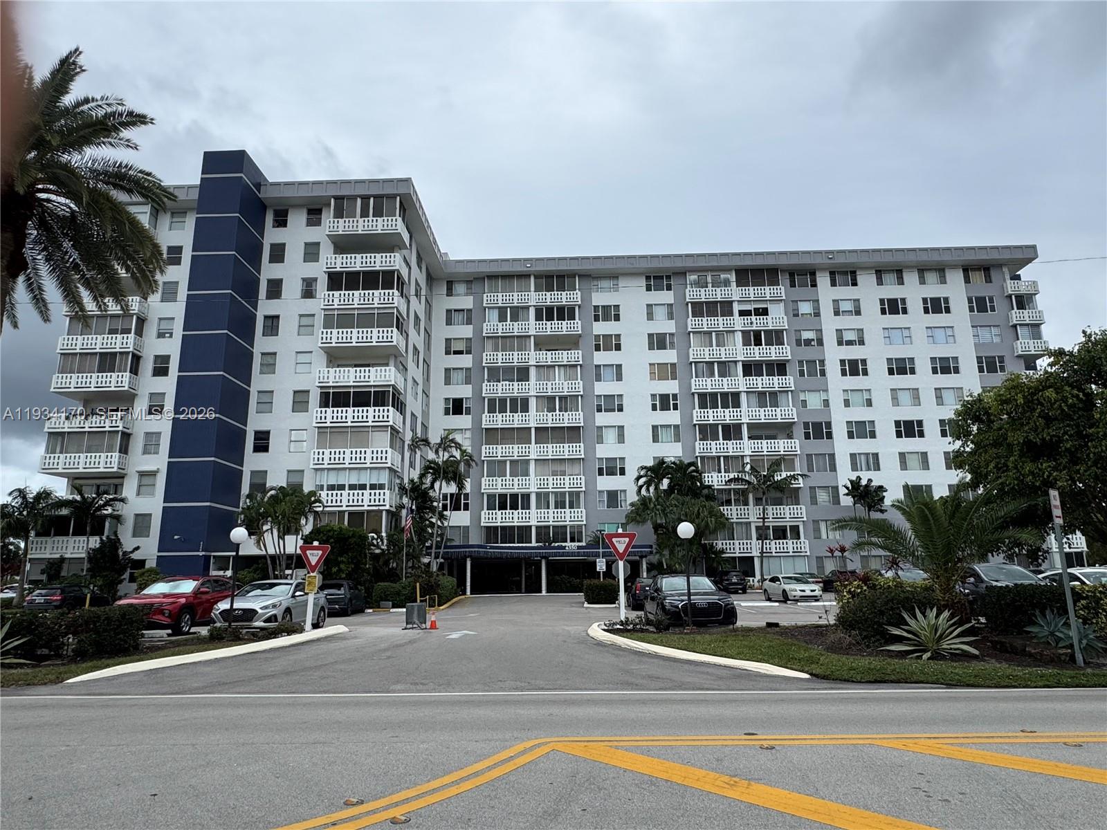 Подробнее 702 2 / 2 1132 кв.футов $ 2025-12-22 0 Фото