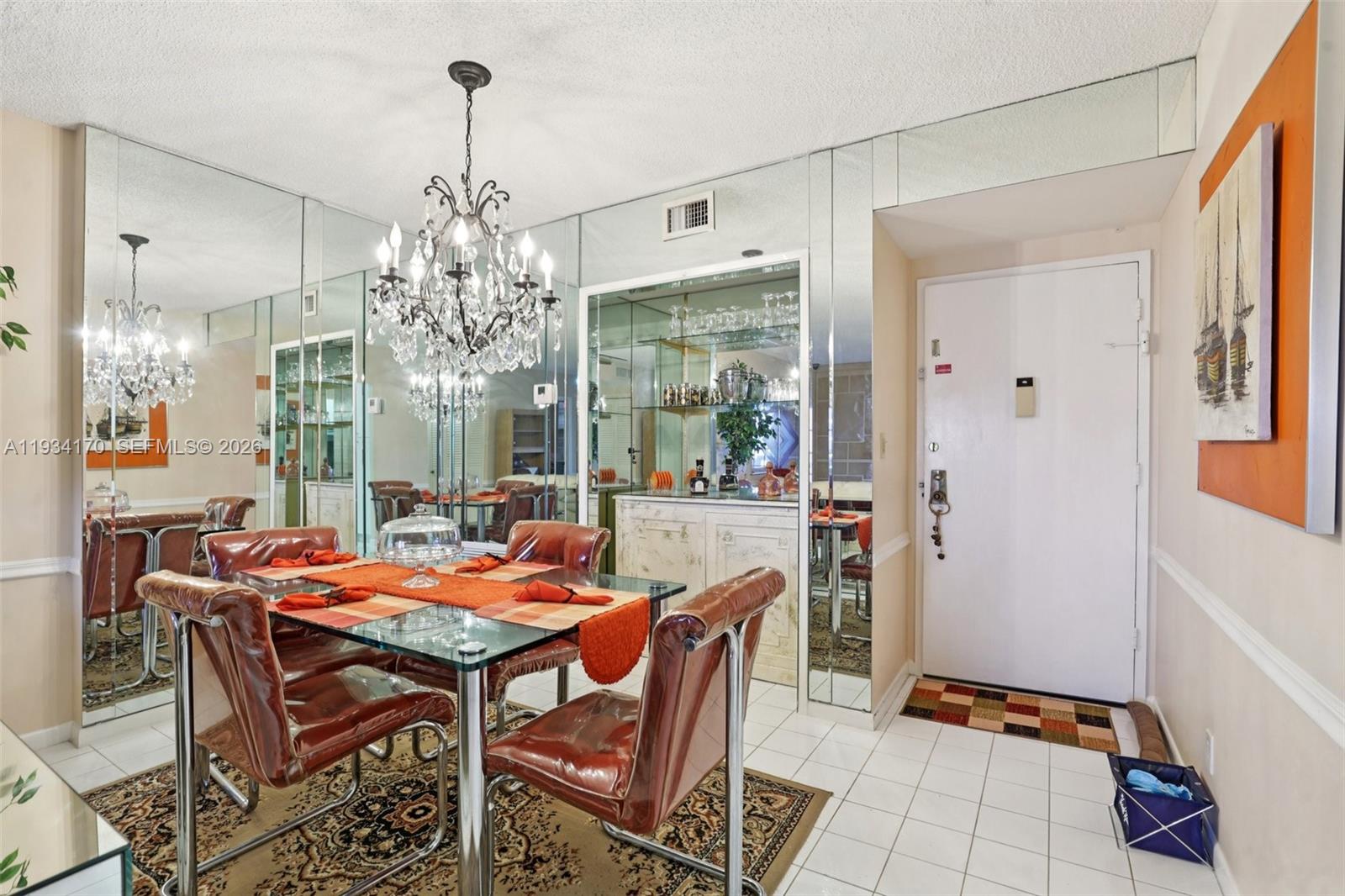 See details 702 2 / 2 1132 sq. ft. $ 2025-12-22 0 Photo