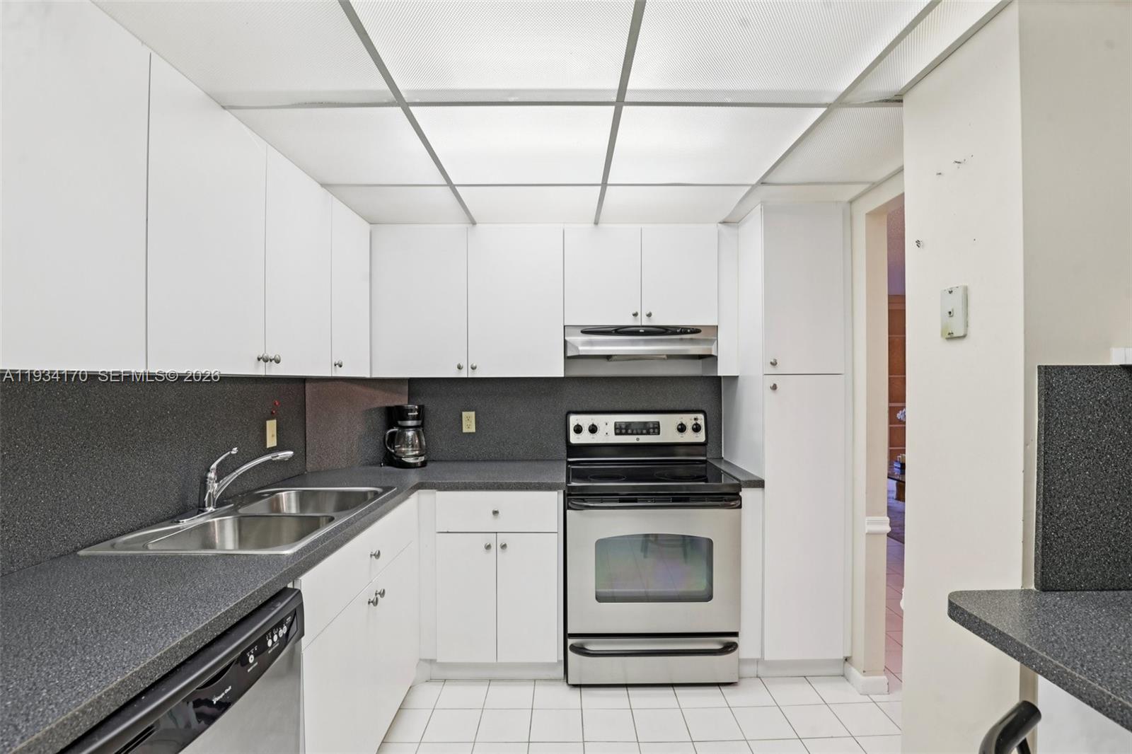 See details 702 2 / 2 1132 sq. ft. $ 2025-12-22 0 Photo