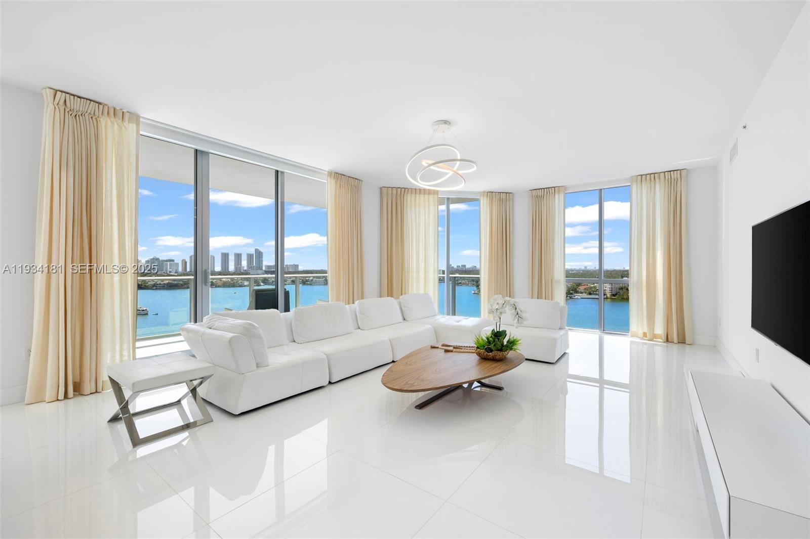 Photo of 17111 Biscayne Blvd  #1110, North Miami Beach, Florida, 33160 - 