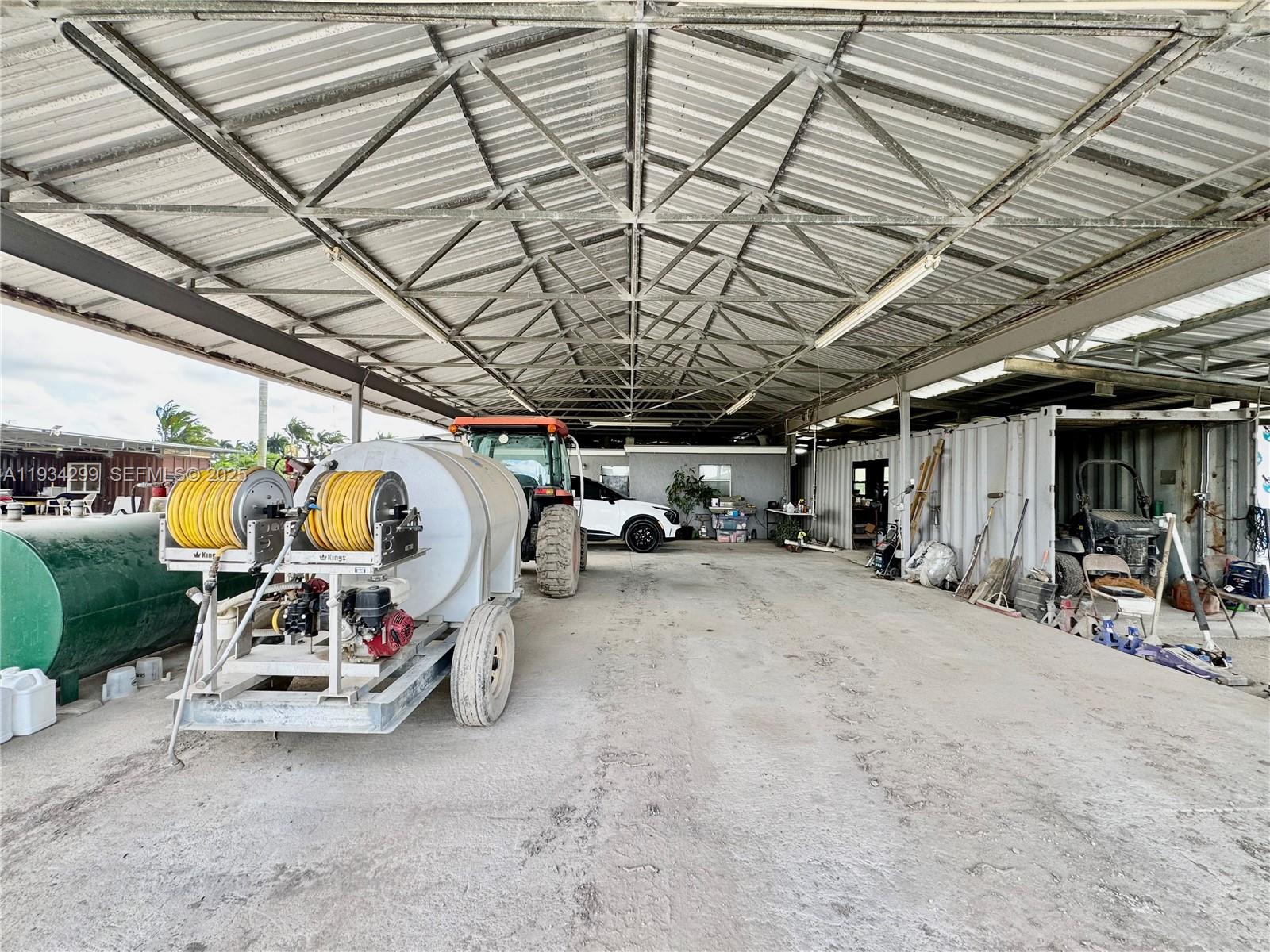   /   sq. ft. $ 2025-12-22 0 Photo