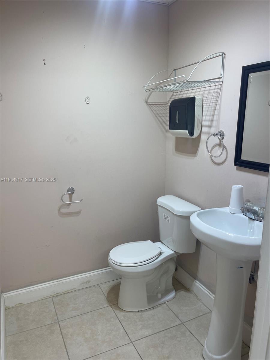 1H  /   sq. ft. $ 2026-02-04 0 foto