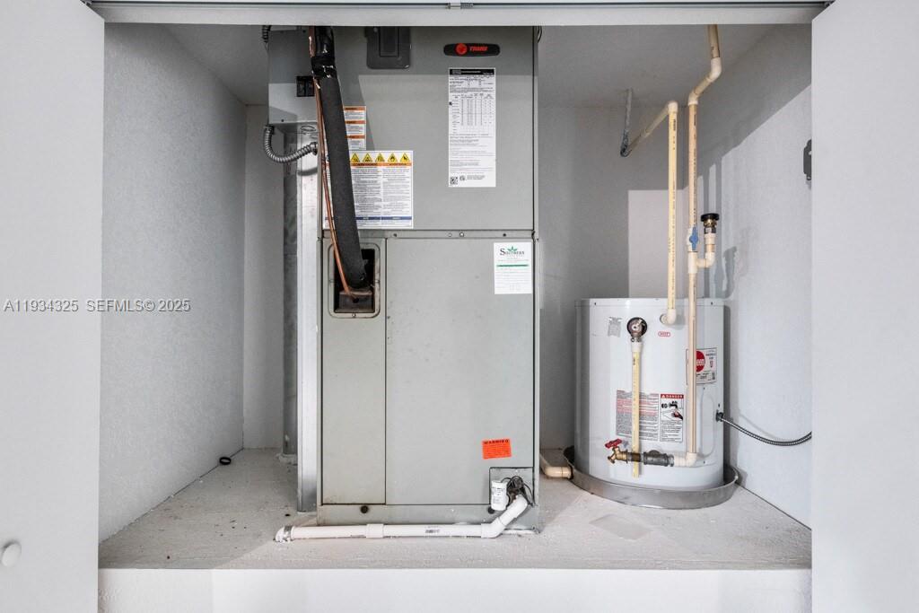   /   кв.футов $ 2025-12-22 0 Фото