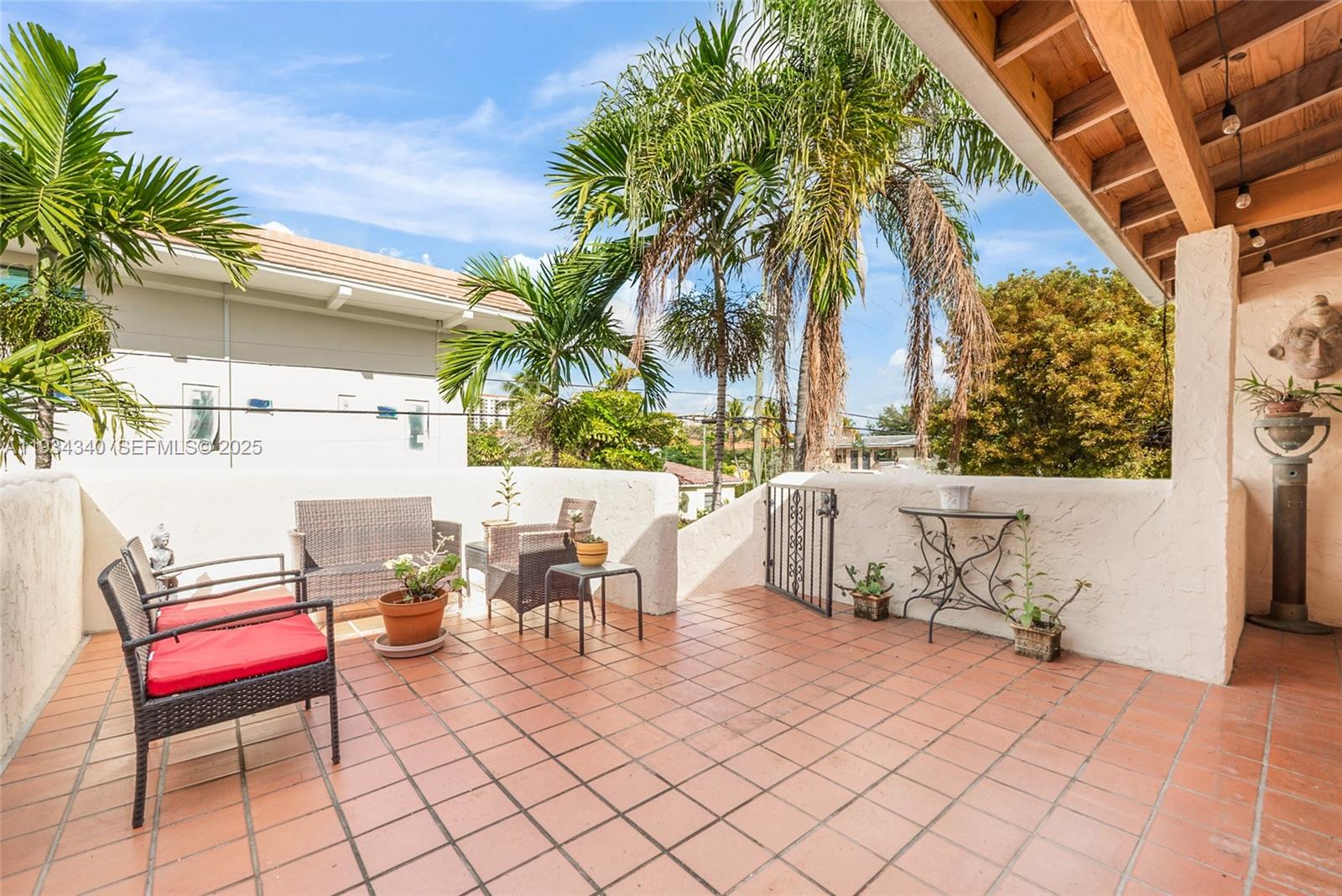   /  4946 sq. ft. $ 2025-12-22 0 foto