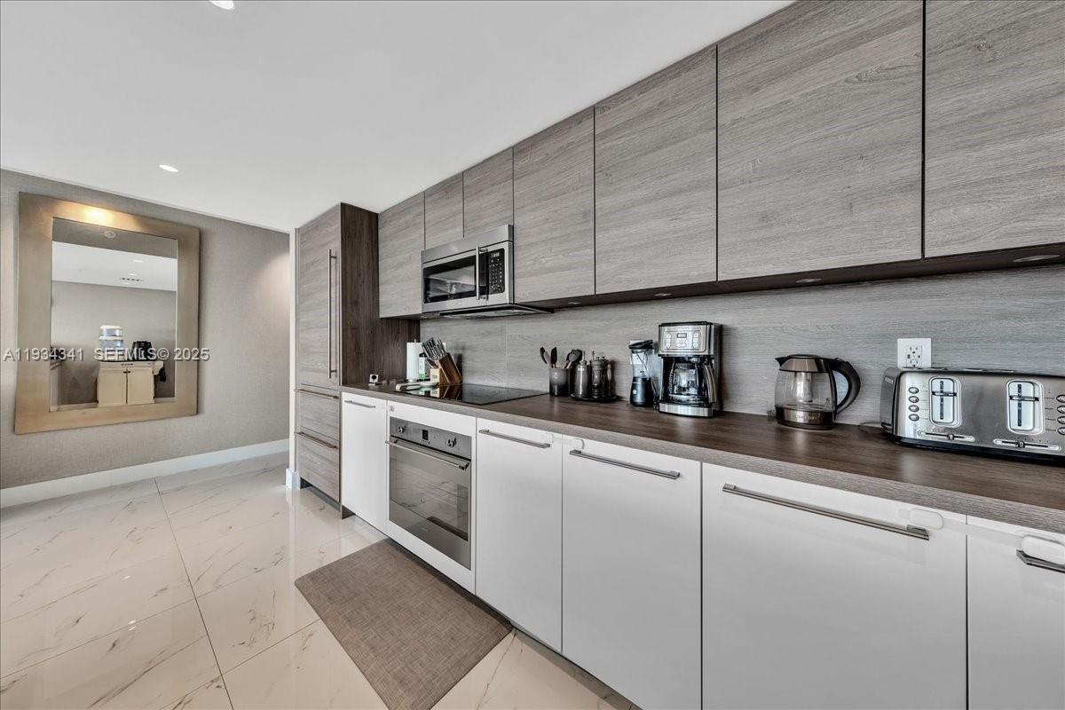 Photo of 400 Sunny Isles Blvd  #718, Sunny Isles Beach, Florida, 33160 - 