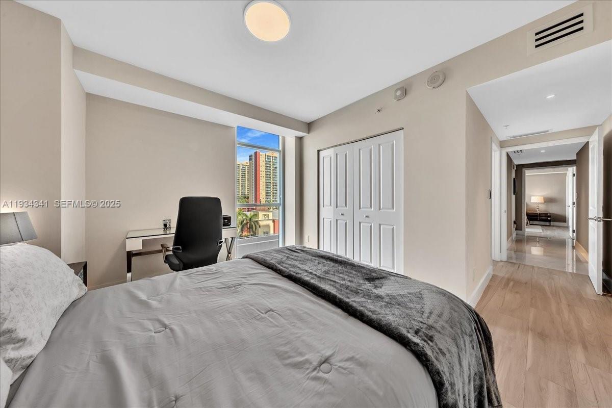 Photo of 400 Sunny Isles Blvd  #718, Sunny Isles Beach, Florida, 33160 - 