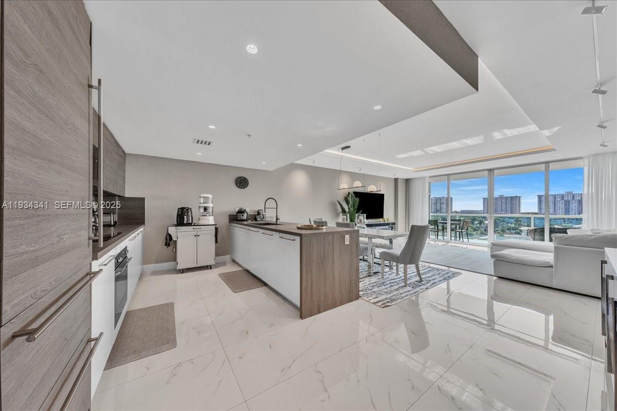 Photo of 400 Sunny Isles Blvd  #718, Sunny Isles Beach, Florida, 33160 - 