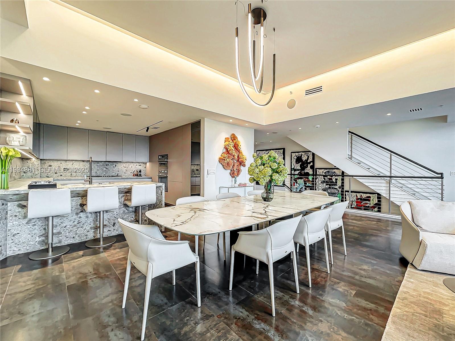 Photo of 3501 Ocean Dr  #V5, Hollywood, Florida, 33019 - 