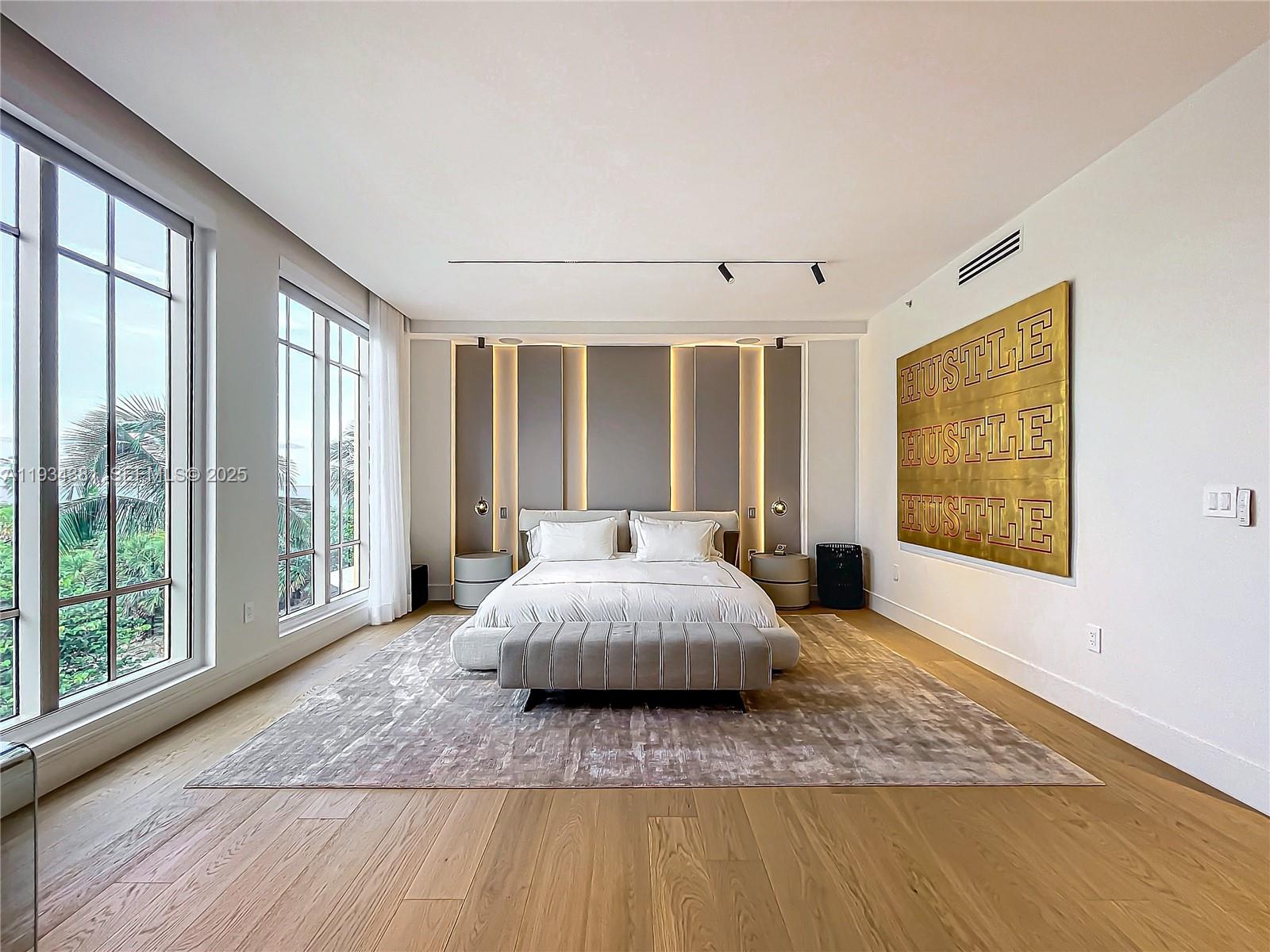 Photo of 3501 Ocean Dr  #V5, Hollywood, Florida, 33019 - 