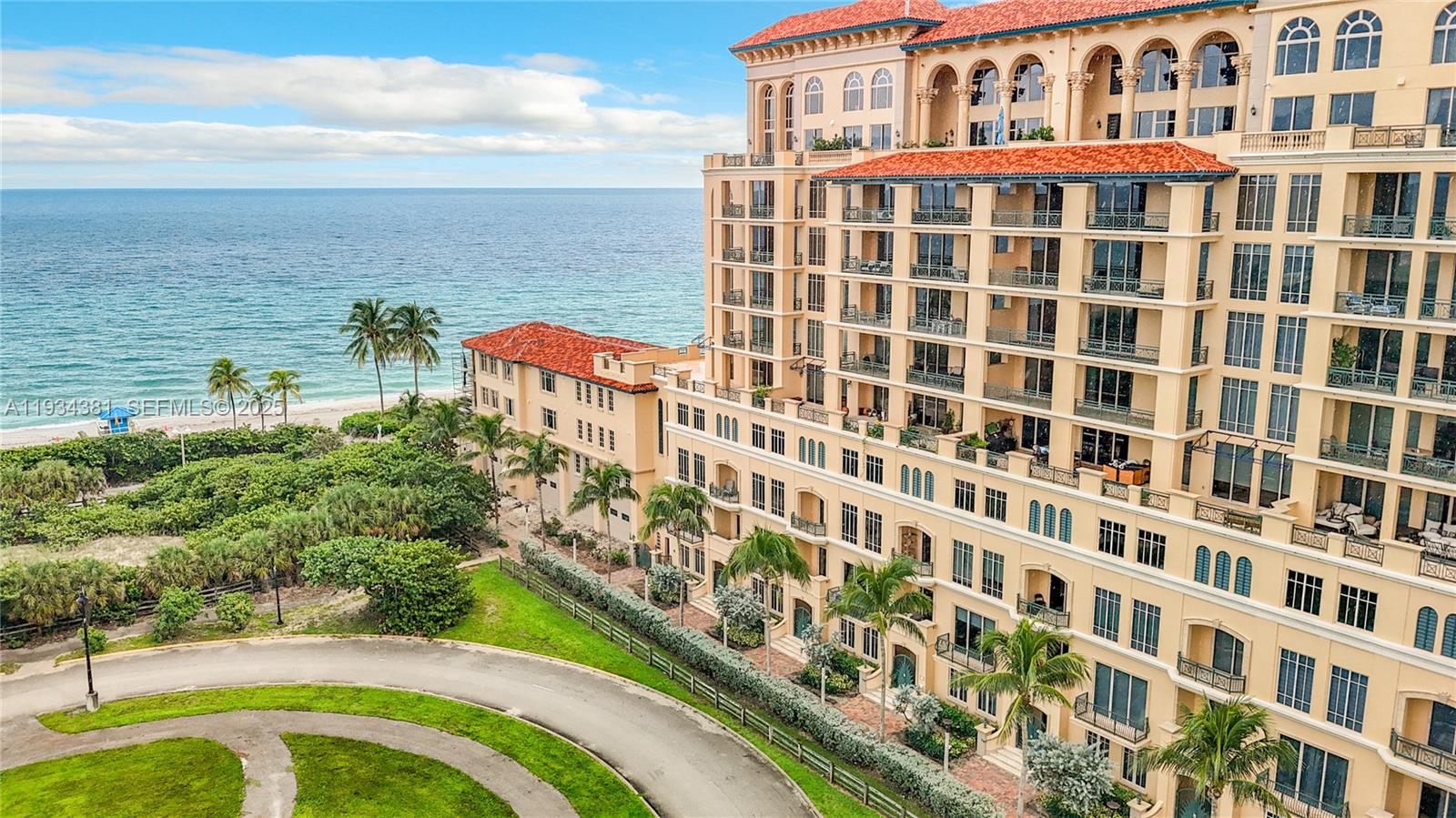 Photo of 3501 Ocean Dr  #V5, Hollywood, Florida, 33019 - 