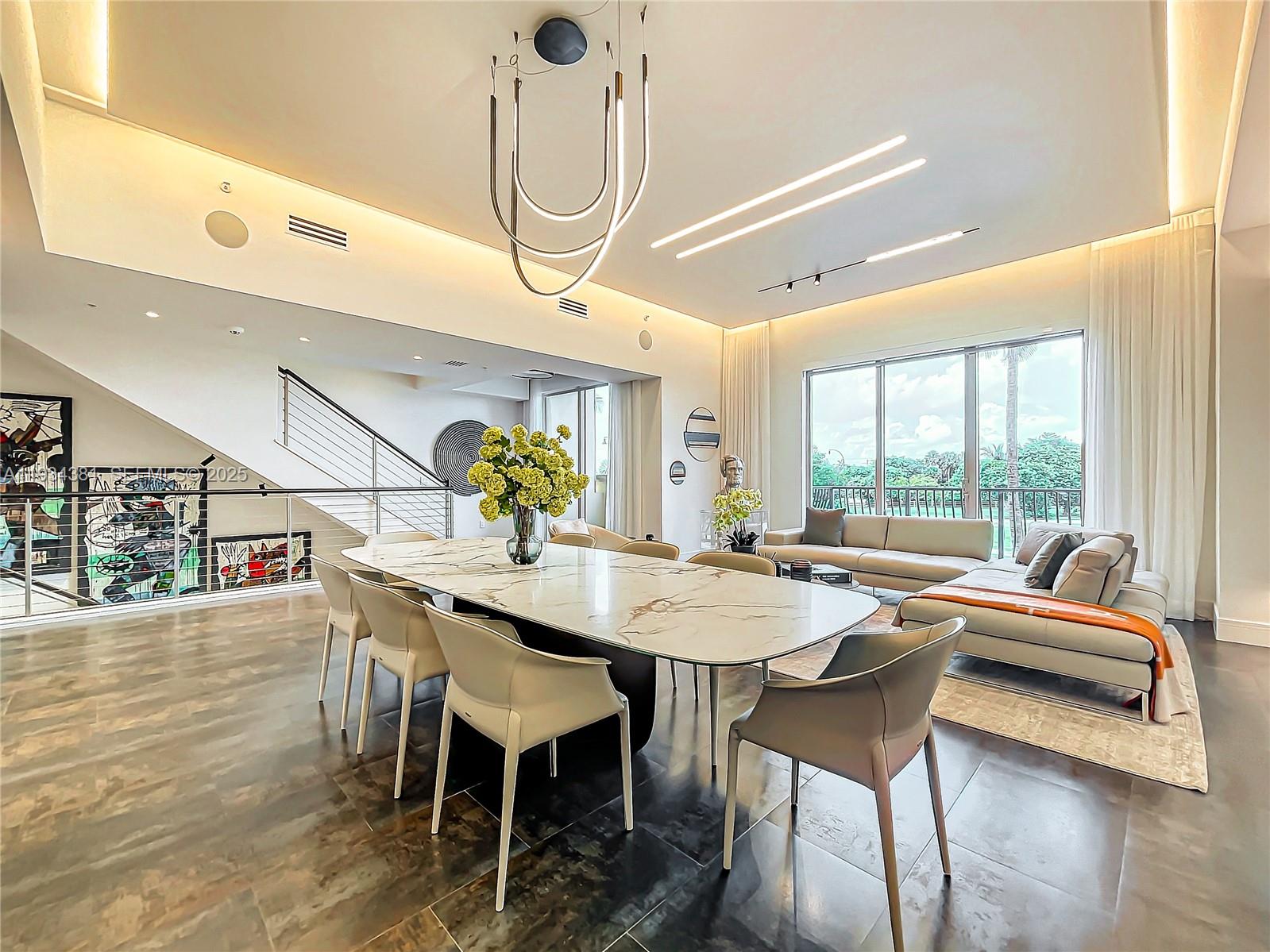 Photo of 3501 Ocean Dr  #V5, Hollywood, Florida, 33019 - 